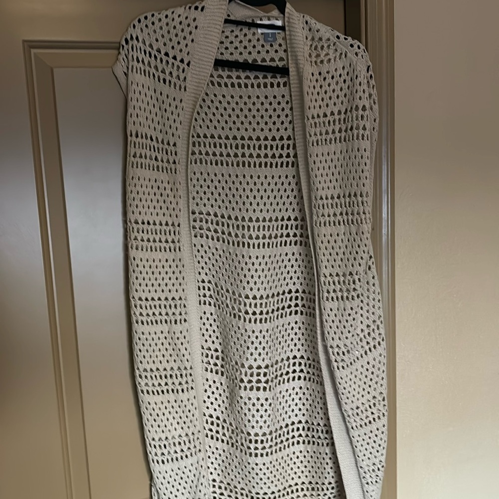 Old Navy Small cream, sleeveless open knit duster